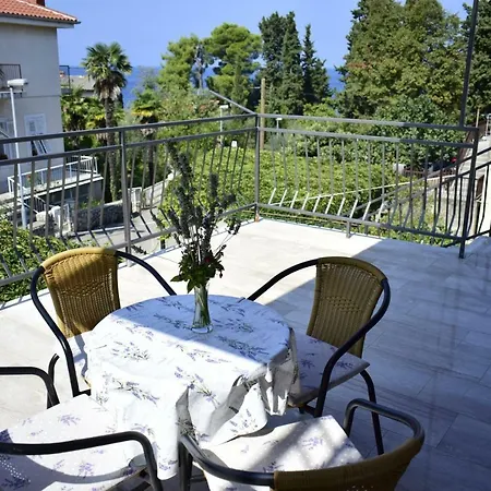 Apartments Maestral Malinska Exterior photo