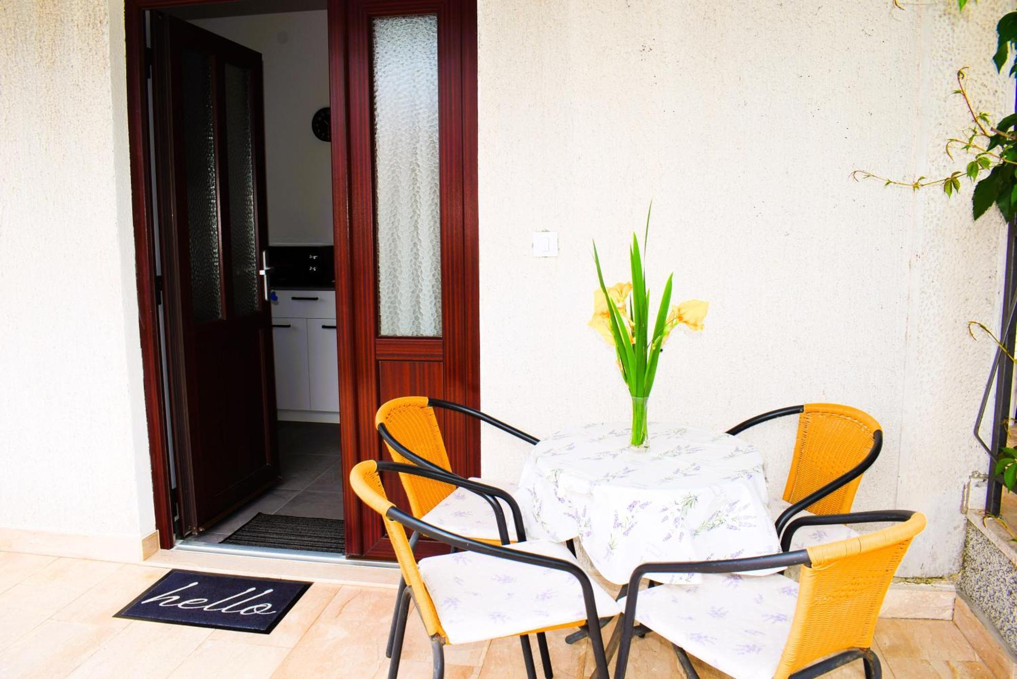 Maestral Apartment *