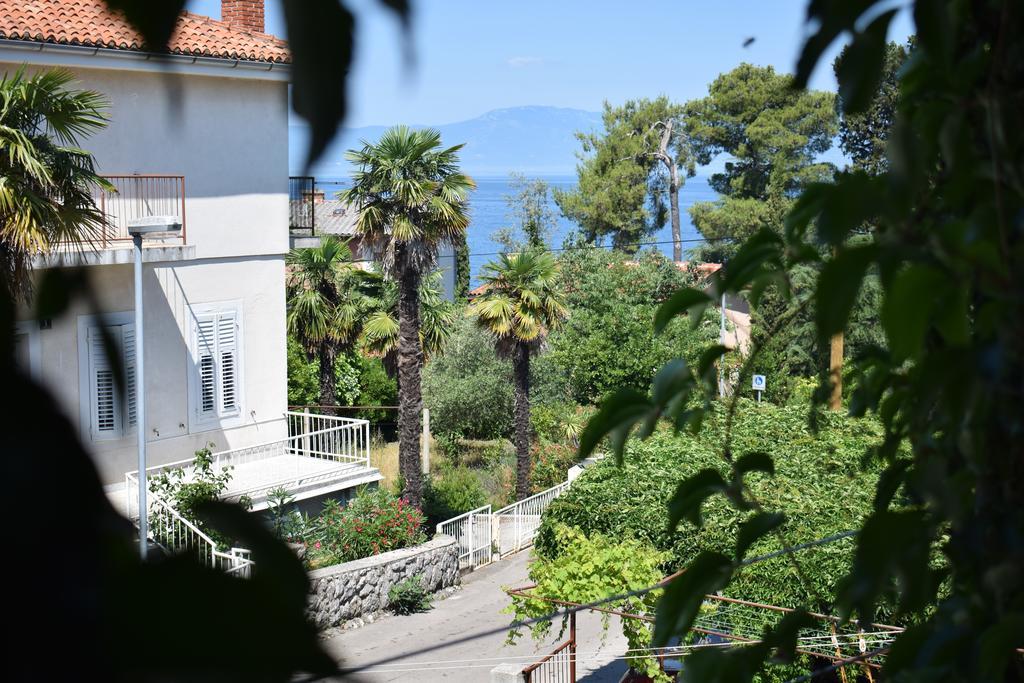 Apartment Maestral *